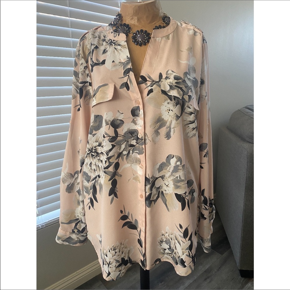 Calvin Klein Long Sleeve Button Down Blouse